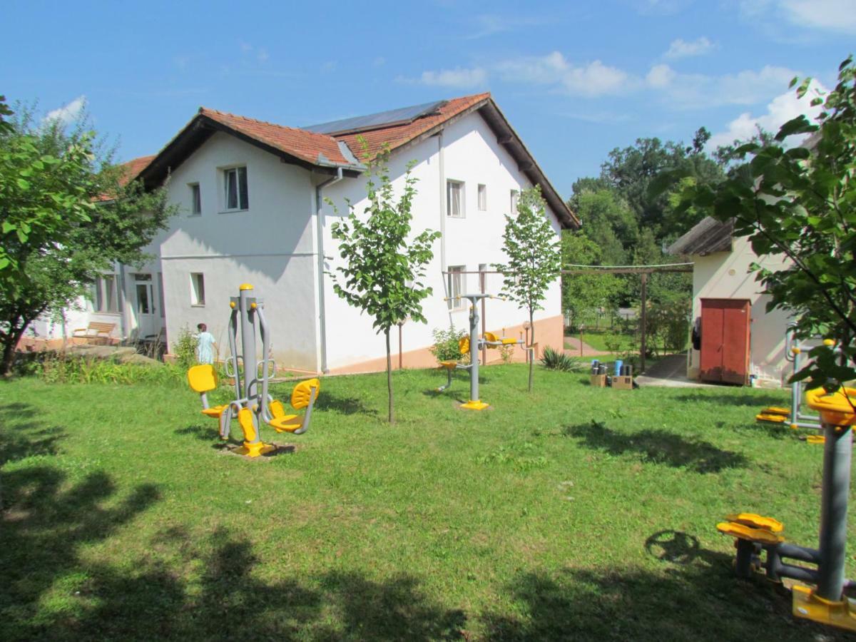Vila Zuela Buziaş Екстериор снимка